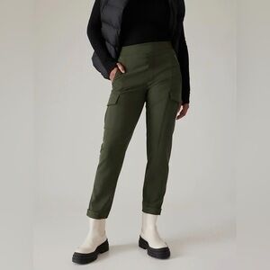 Athleta Endless High Rise Cargo Pant Stretch Pull-On Olive Green Women’s Size 4